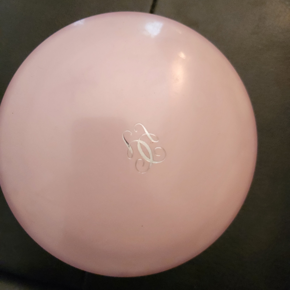GUERLAIN Insolence Radiant Body Crème